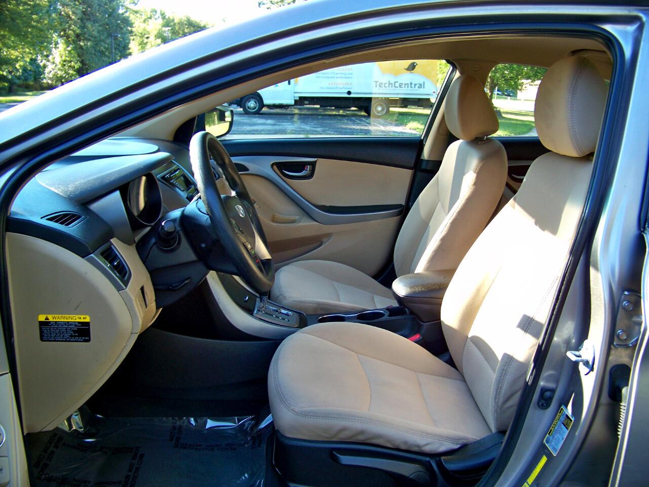 Hyundai Elantra GLS 4-Door 2013