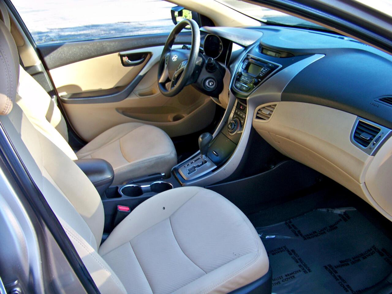 Hyundai Elantra GLS 4-Door 2013