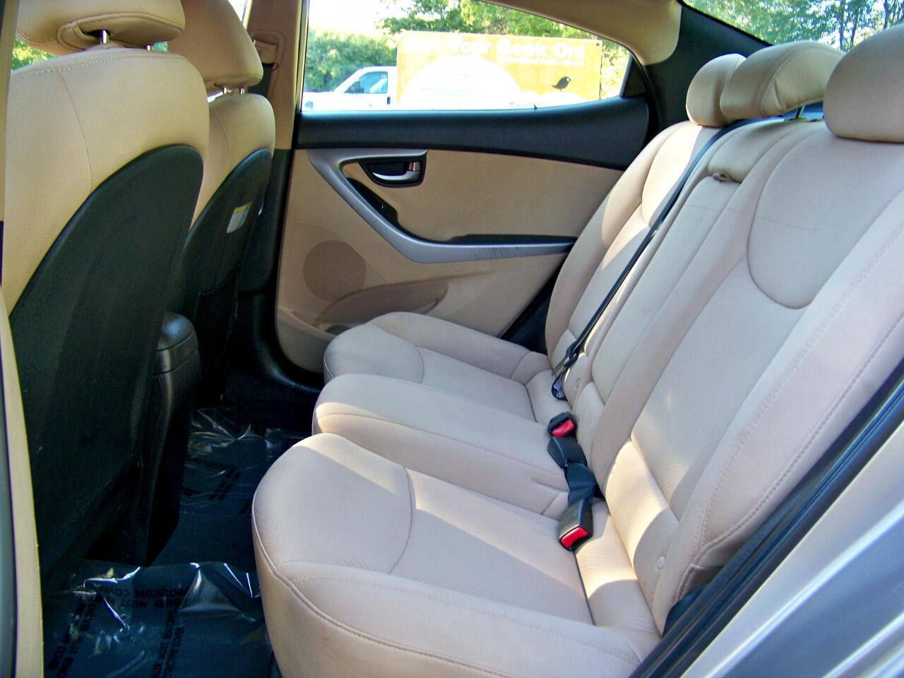 Hyundai Elantra GLS 4-Door 2013