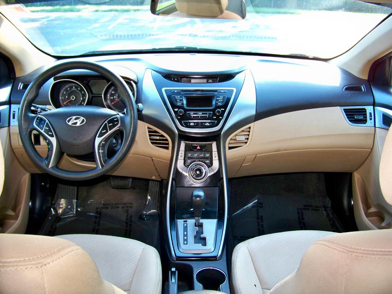 Hyundai Elantra GLS 4-Door 2013