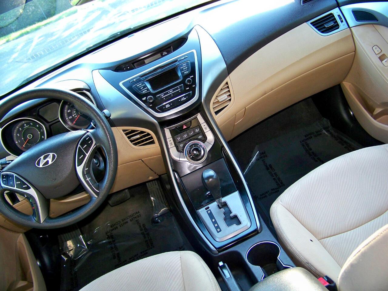 Hyundai Elantra GLS 4-Door 2013