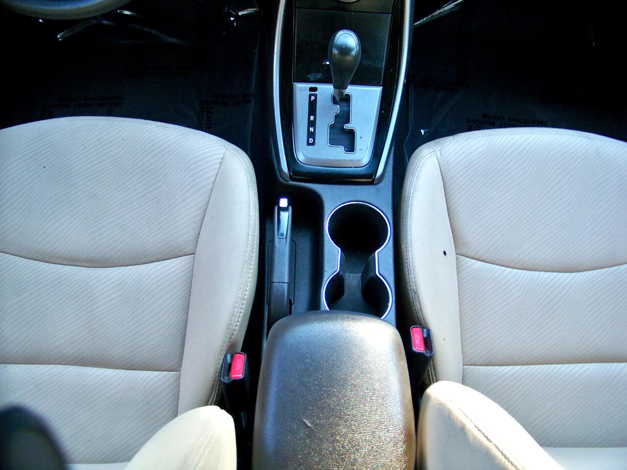 Hyundai Elantra GLS 4-Door 2013