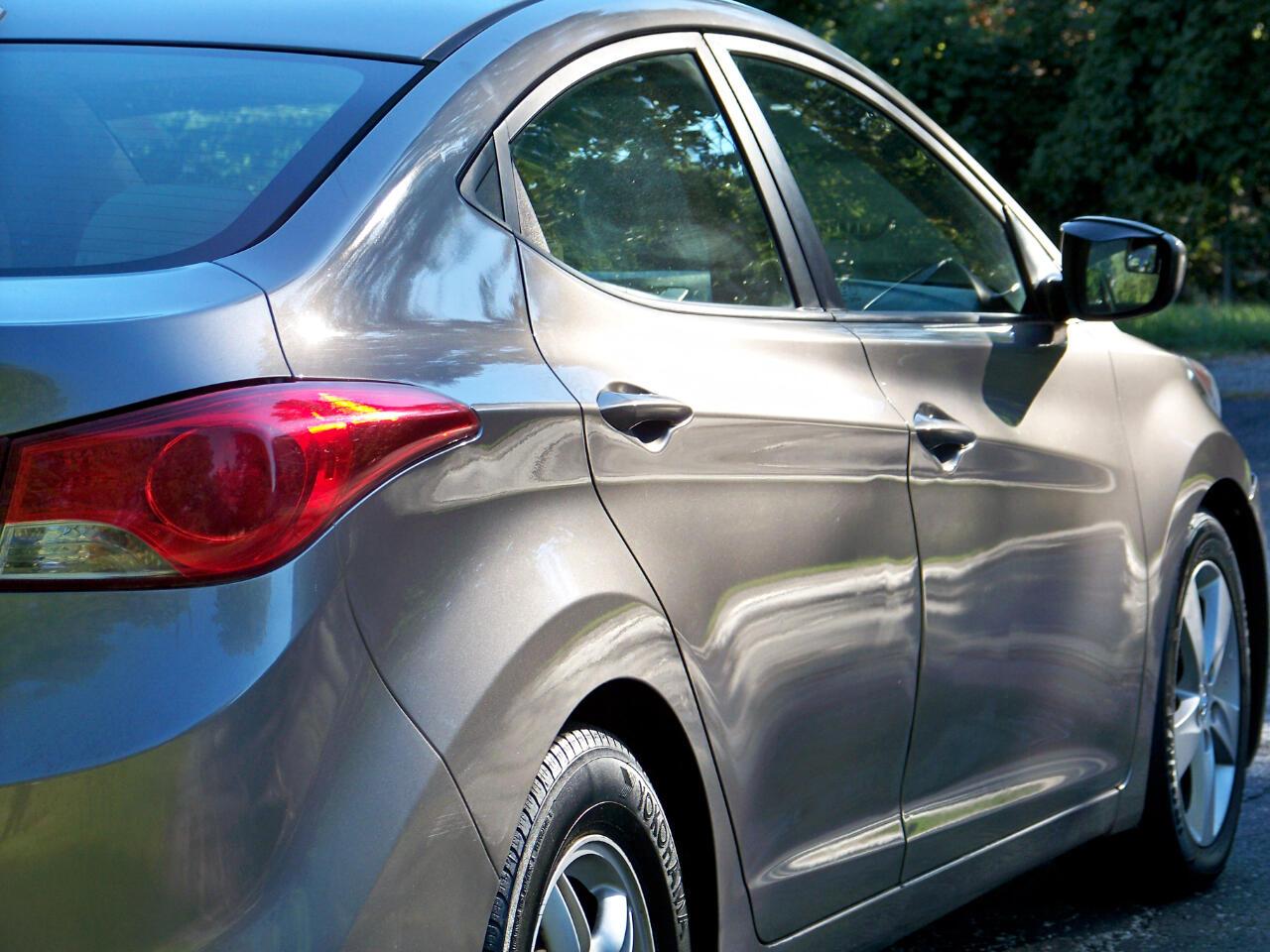 Hyundai Elantra GLS 4-Door 2013