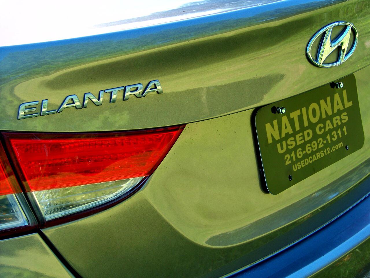 Hyundai Elantra GLS 4-Door 2013