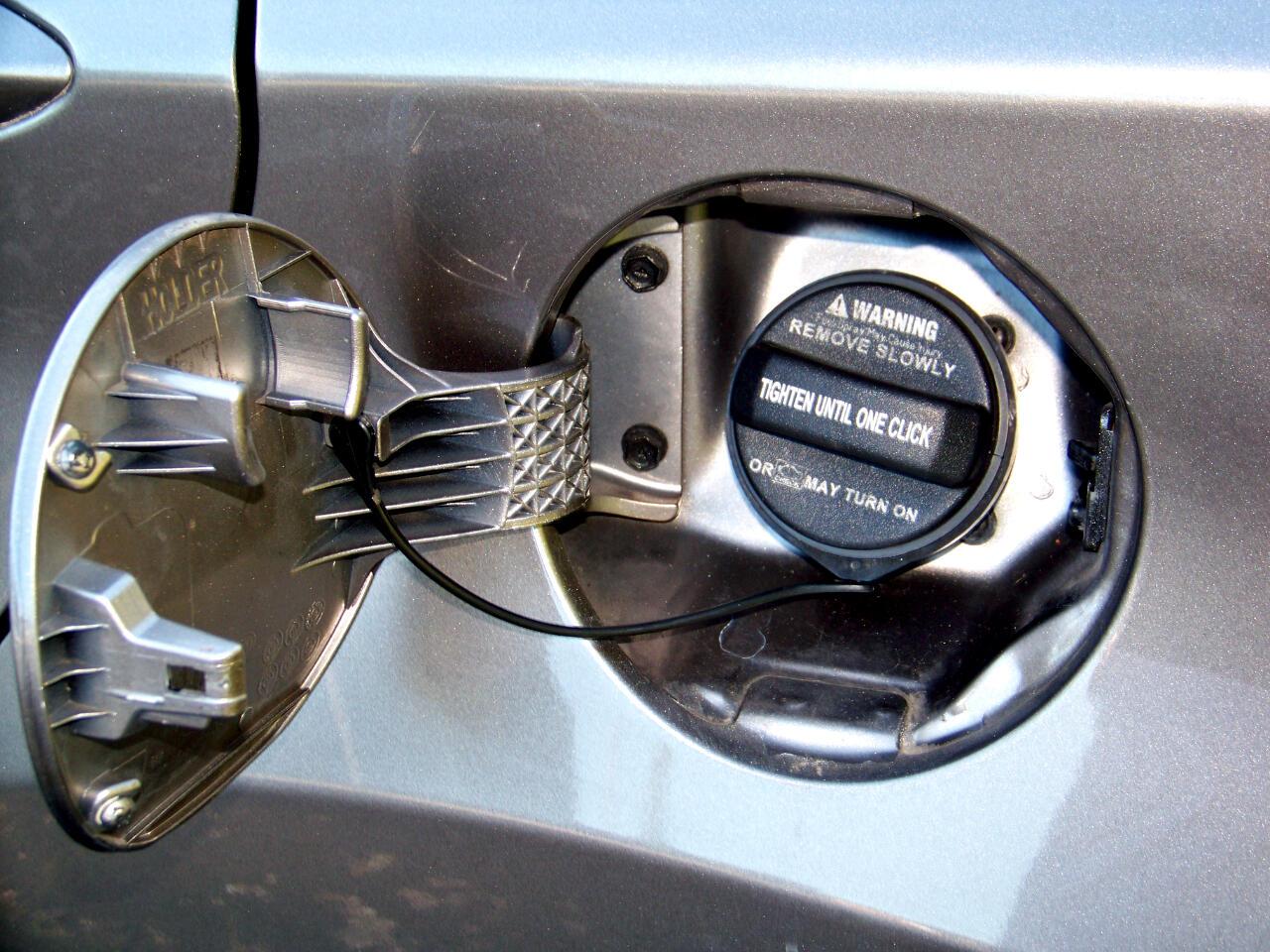 Hyundai Elantra GLS 4-Door 2013