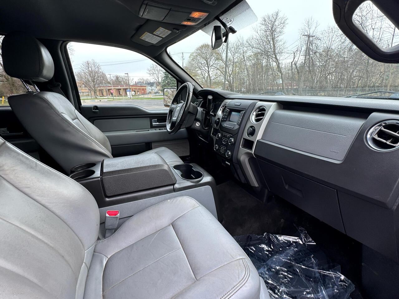 Ford F-150 XLT SuperCrew 4WD 2014