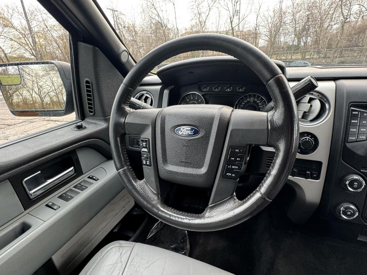 Ford F-150 XLT SuperCrew 4WD 2014