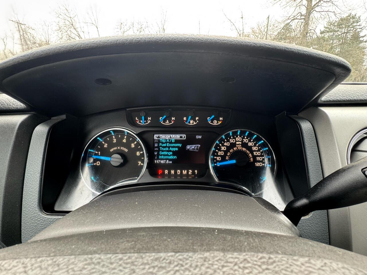 Ford F-150 XLT SuperCrew 4WD 2014