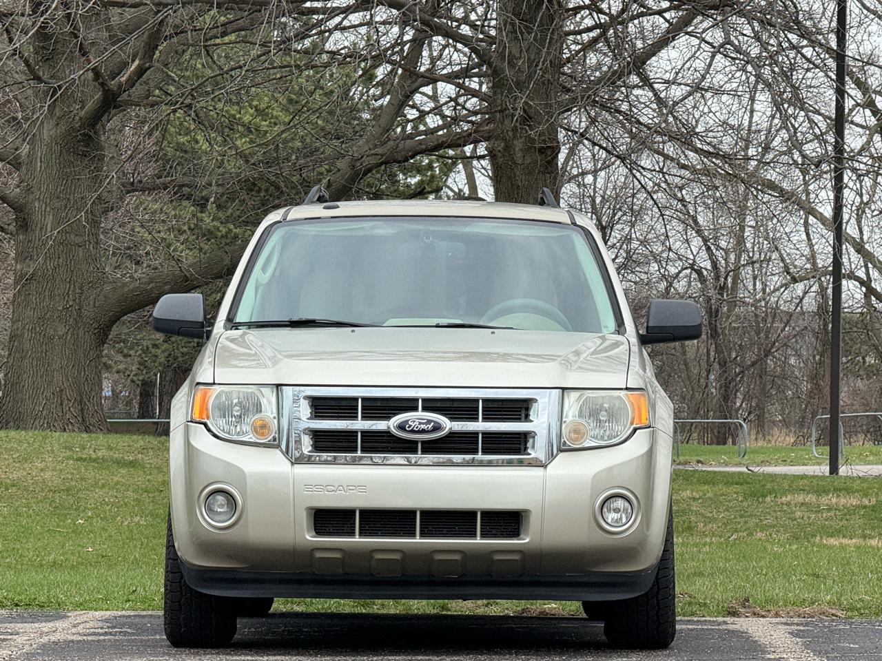 Ford Escape XLT FWD 2012