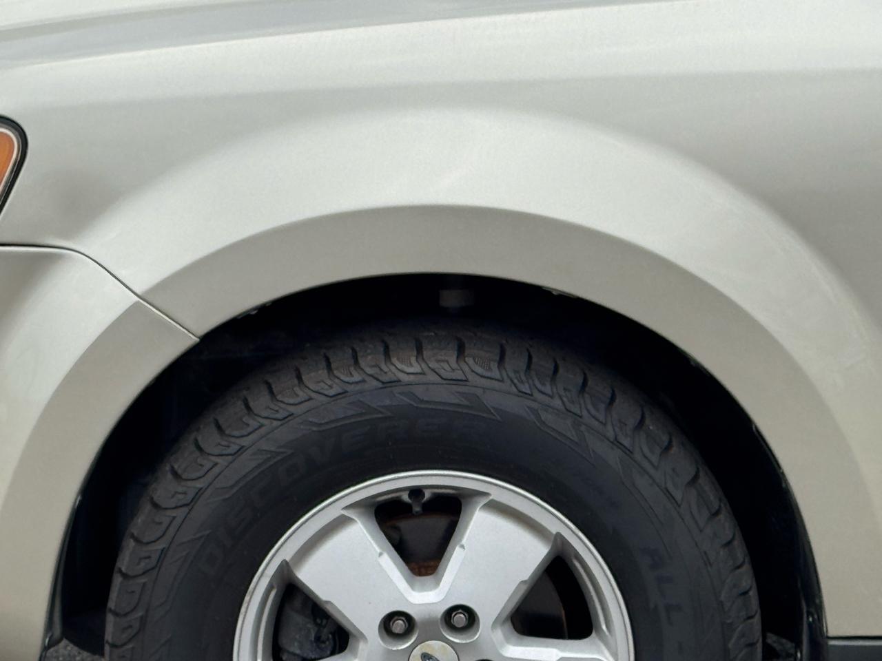 Ford Escape XLT FWD 2012