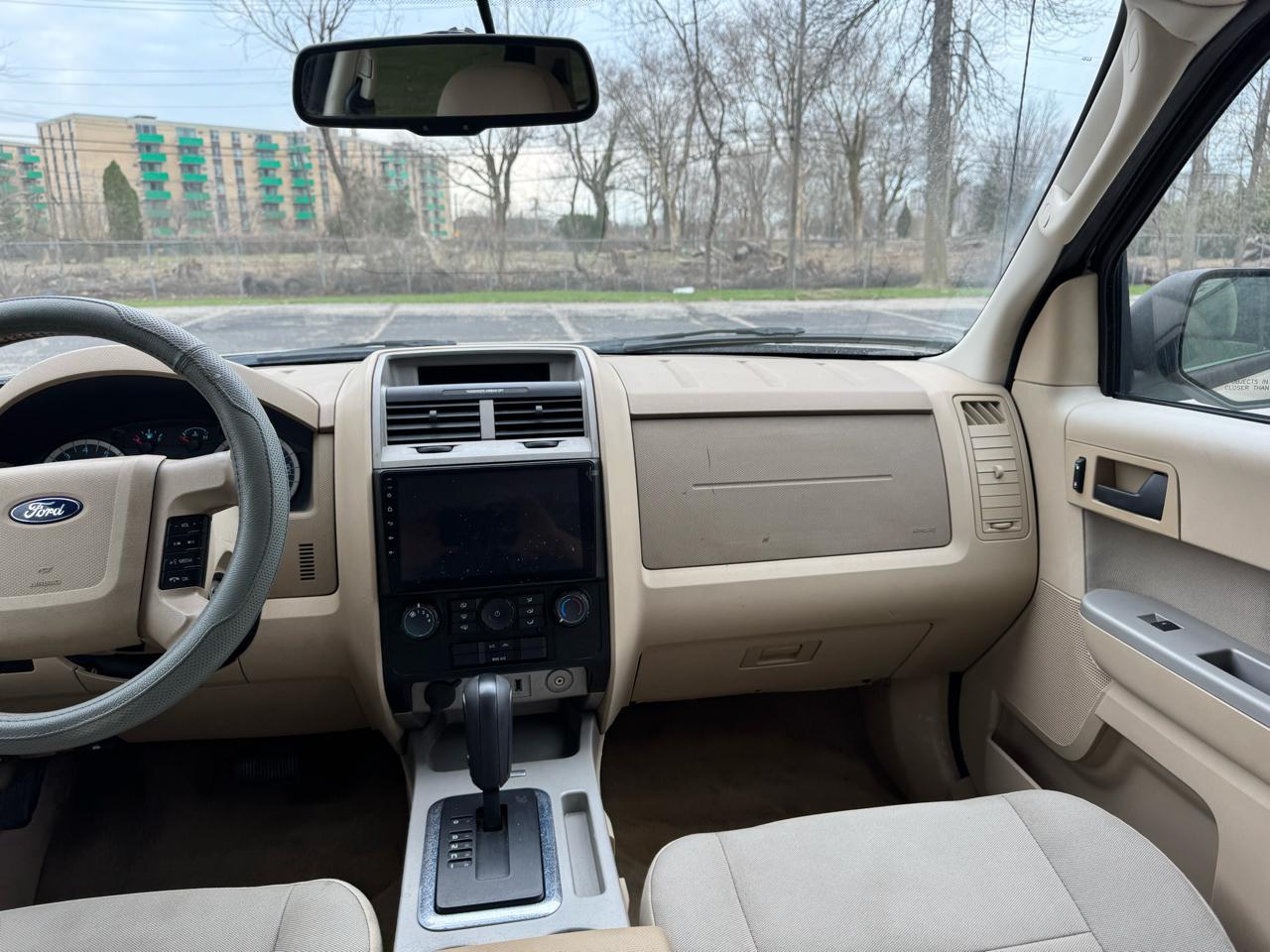 Ford Escape XLT FWD 2012