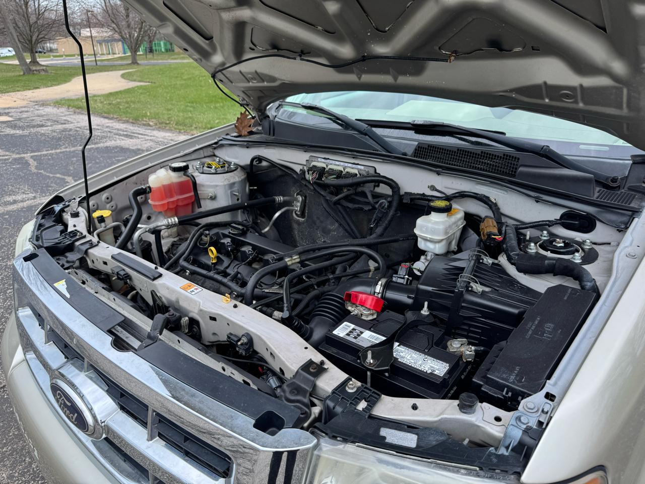 Ford Escape XLT FWD 2012