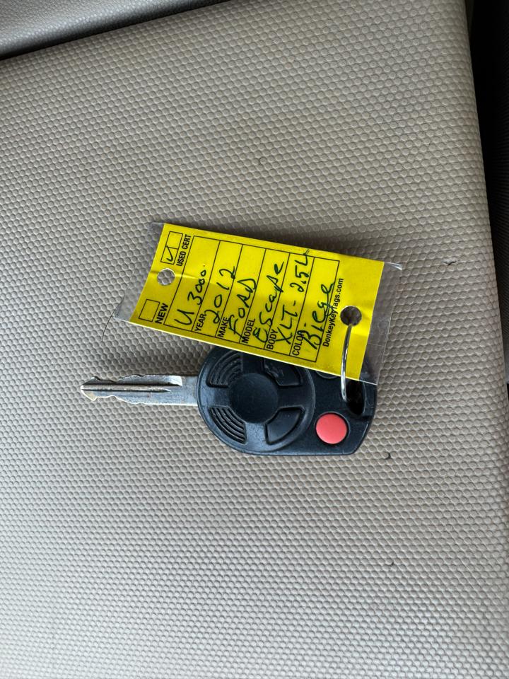 Ford Escape XLT FWD 2012