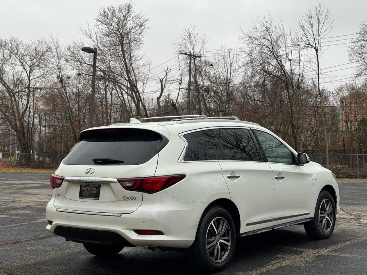 Infiniti QX60 LUXE AWD 2019