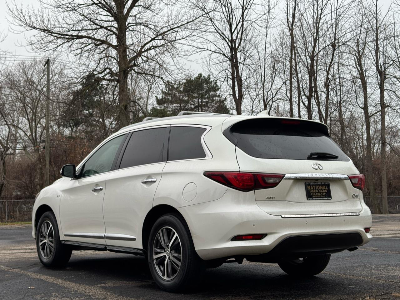 Infiniti QX60 LUXE AWD 2019