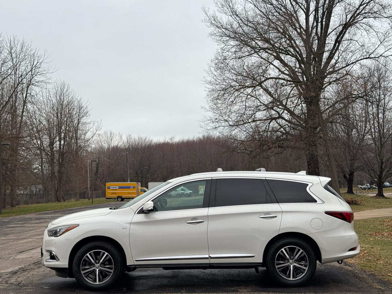 Infiniti QX60 LUXE AWD 2019