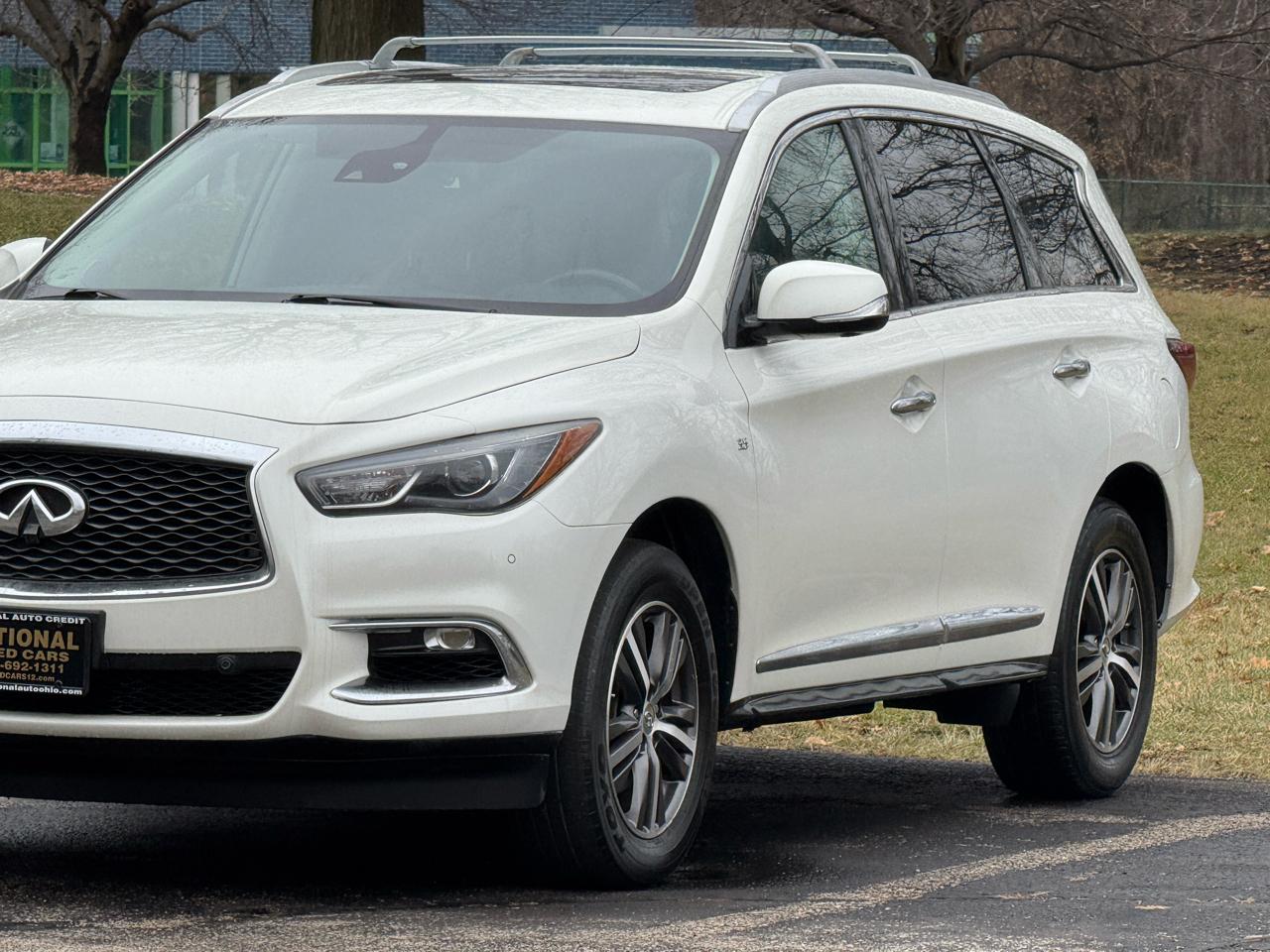 Infiniti QX60 LUXE AWD 2019