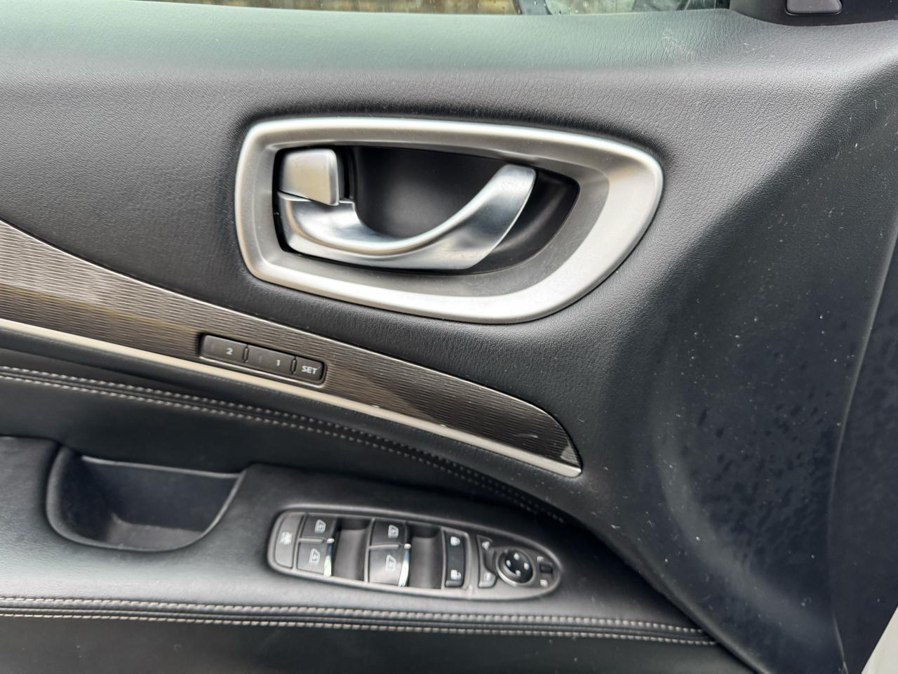 Infiniti QX60 LUXE AWD 2019