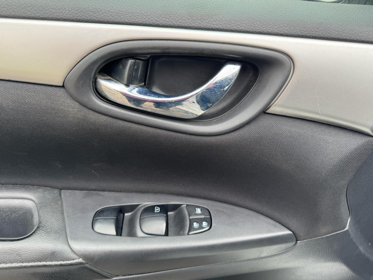 Nissan Sentra S CVT 2018