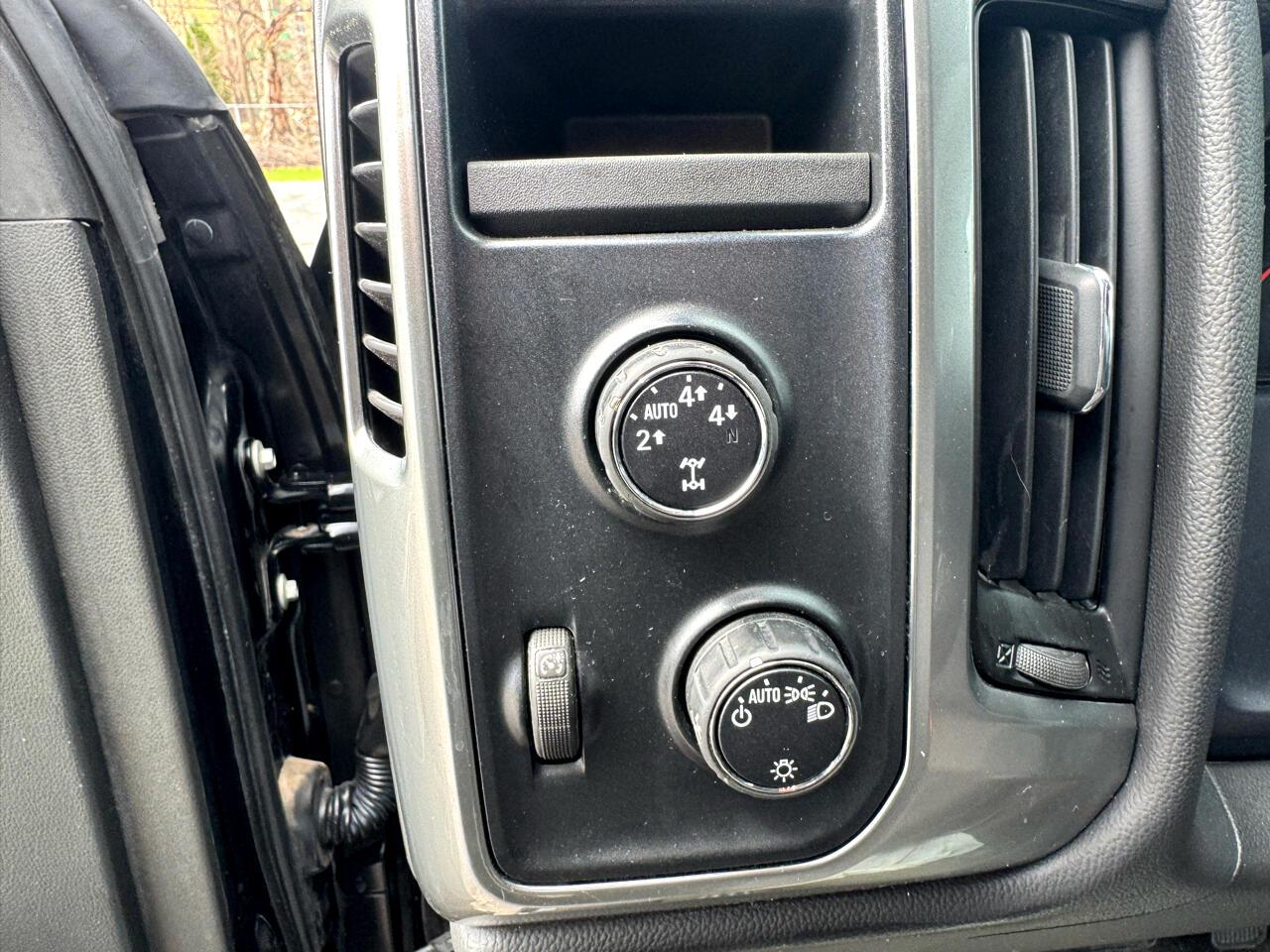 Chevrolet Silverado 1500 LT Crew Cab 4WD 2015