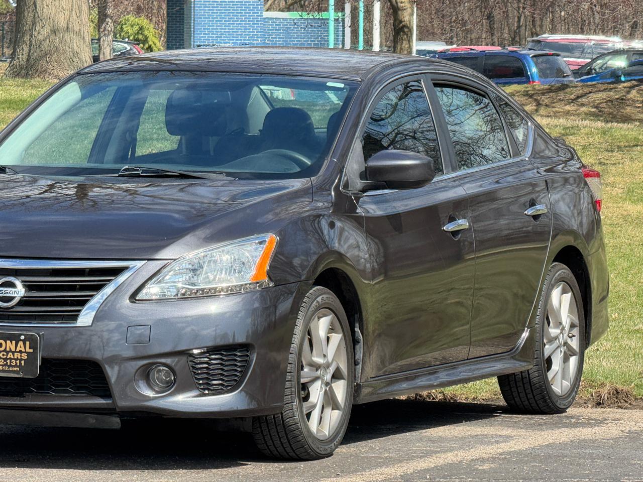 Nissan Sentra SR 4D Sedan 2013