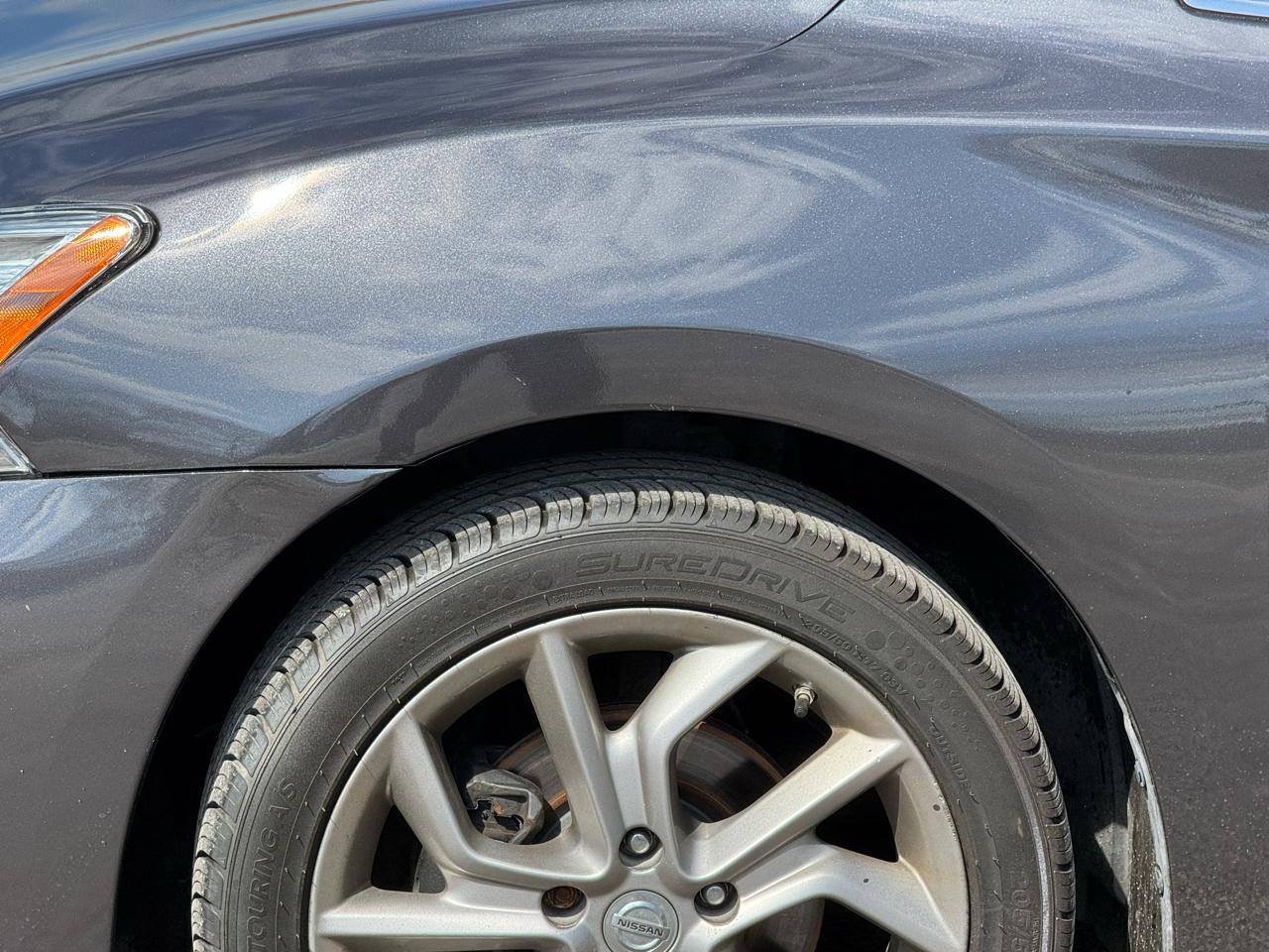 Nissan Sentra SR 4D Sedan 2013