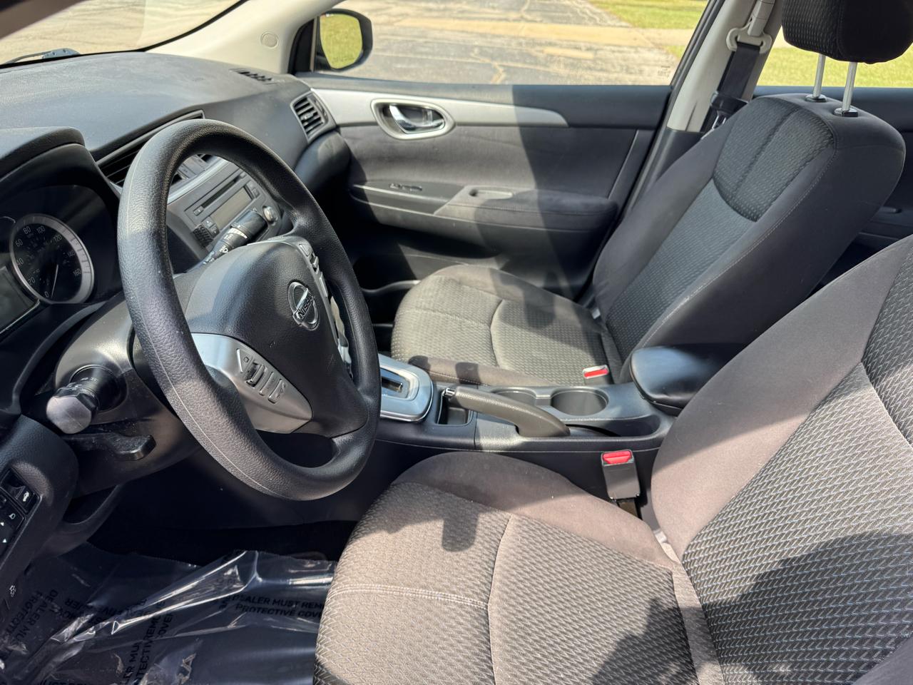 Nissan Sentra SR 4D Sedan 2013