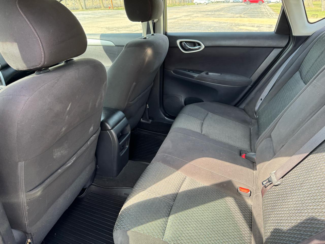 Nissan Sentra SR 4D Sedan 2013