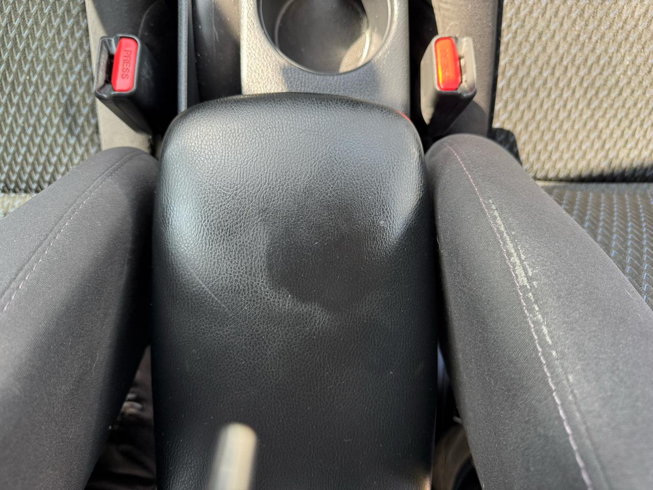 Nissan Sentra SR 4D Sedan 2013