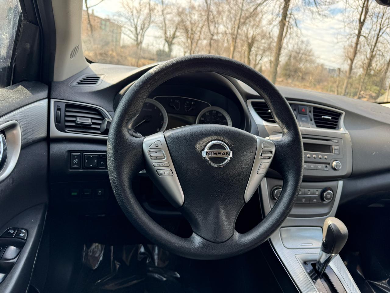 Nissan Sentra SR 4D Sedan 2013
