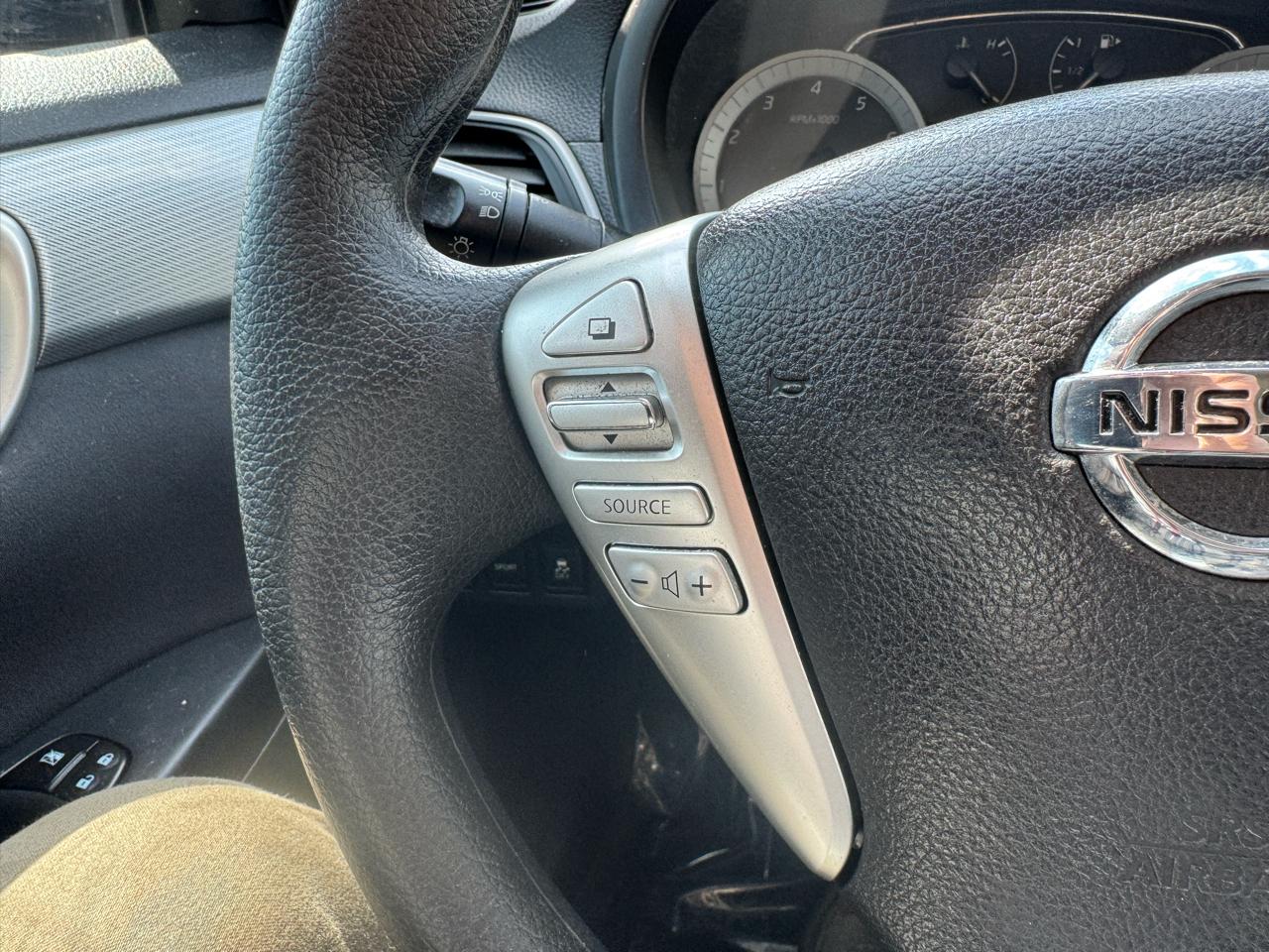 Nissan Sentra SR 4D Sedan 2013