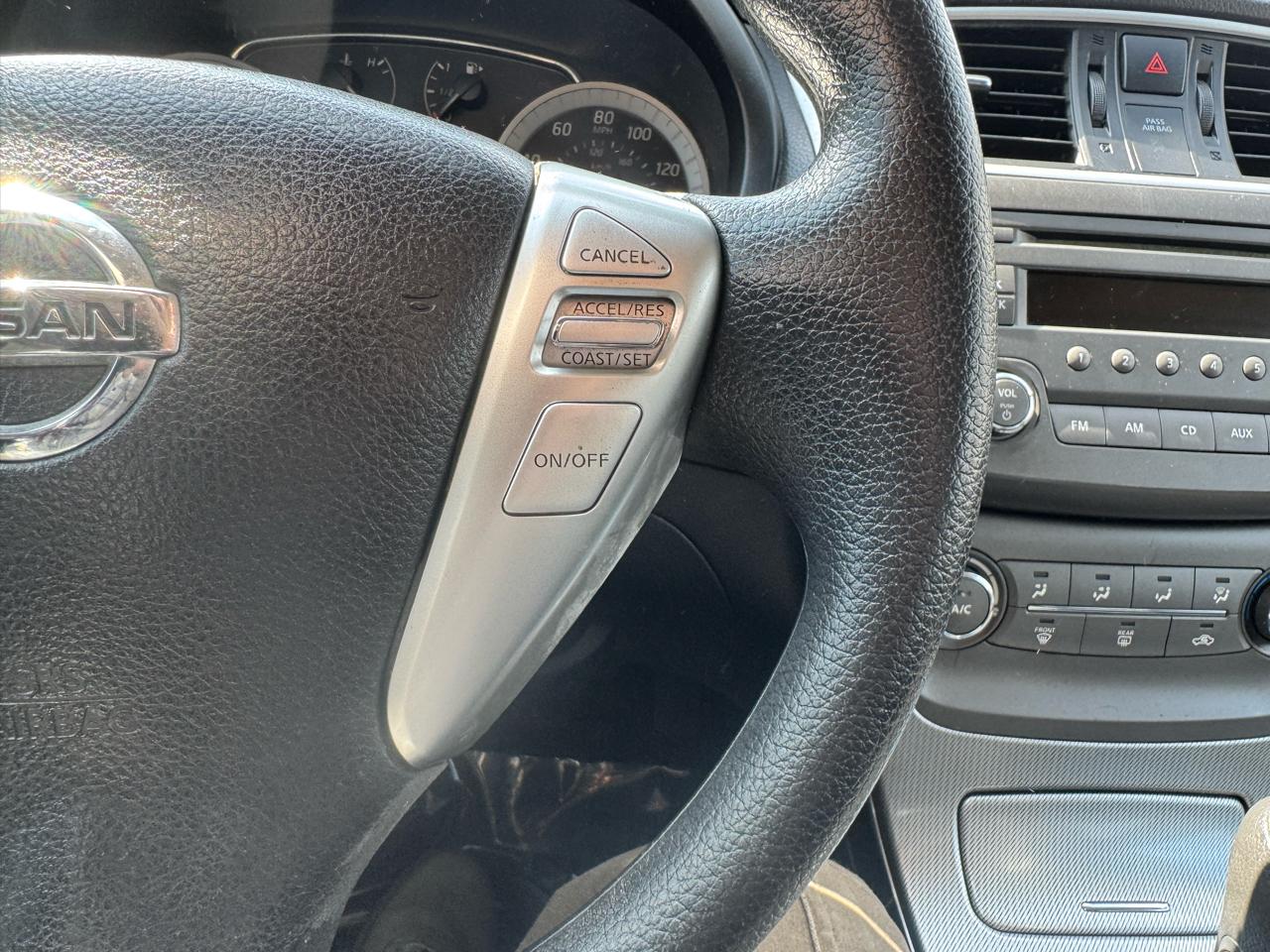 Nissan Sentra SR 4D Sedan 2013