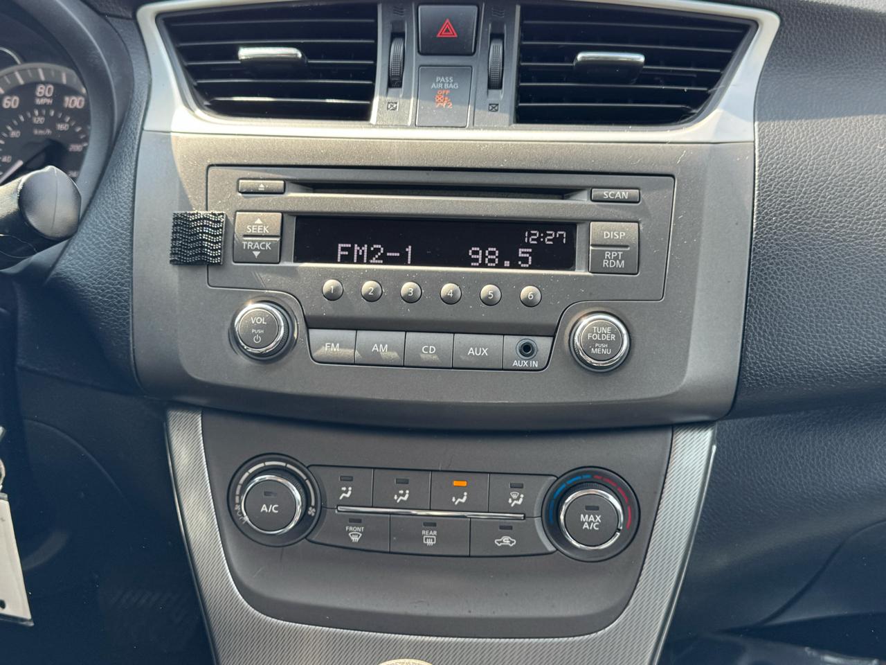 Nissan Sentra SR 4D Sedan 2013