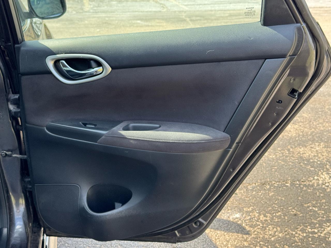 Nissan Sentra SR 4D Sedan 2013