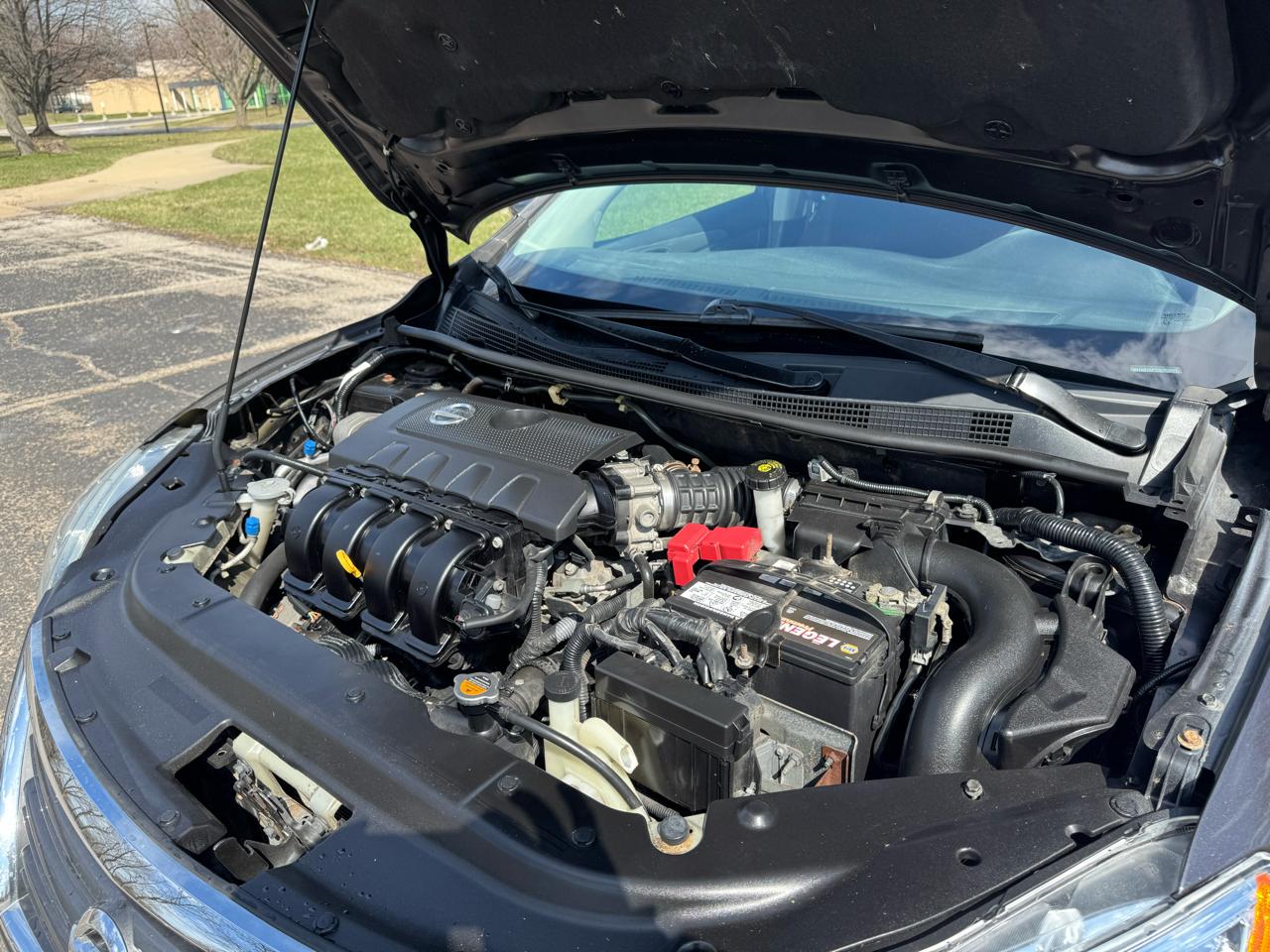 Nissan Sentra SR 4D Sedan 2013