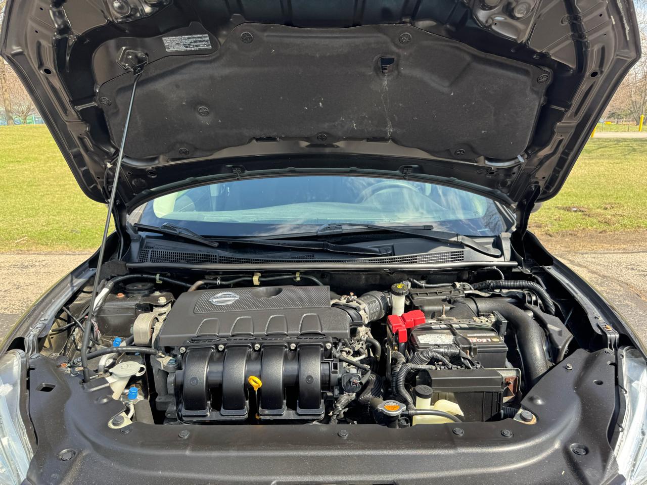 Nissan Sentra SR 4D Sedan 2013