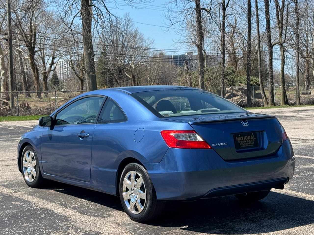 Honda Civic LX Coupe 5-Speed AT 2010