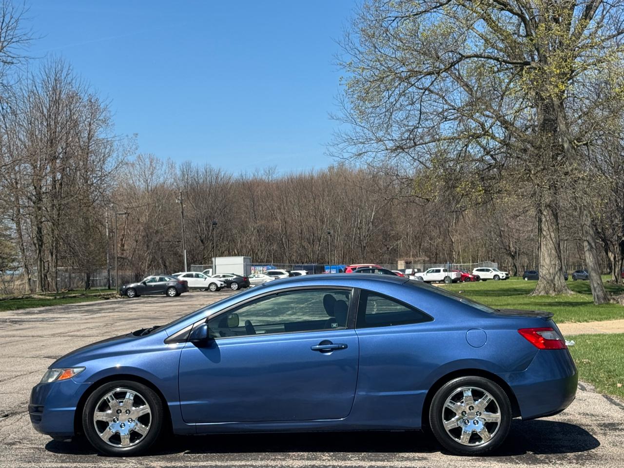 Honda Civic LX Coupe 5-Speed AT 2010