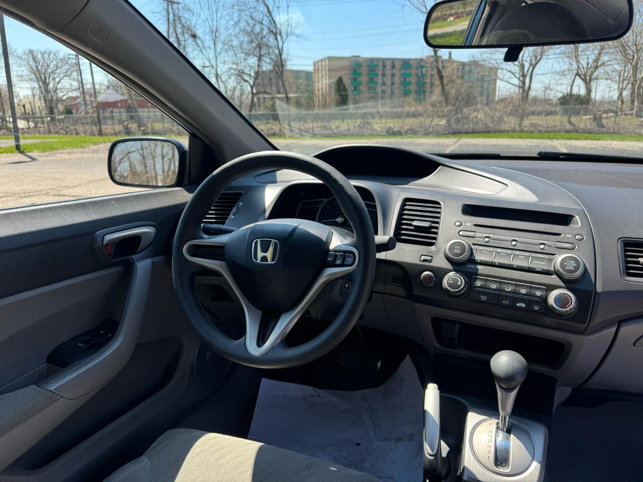 Honda Civic LX Coupe 5-Speed AT 2010