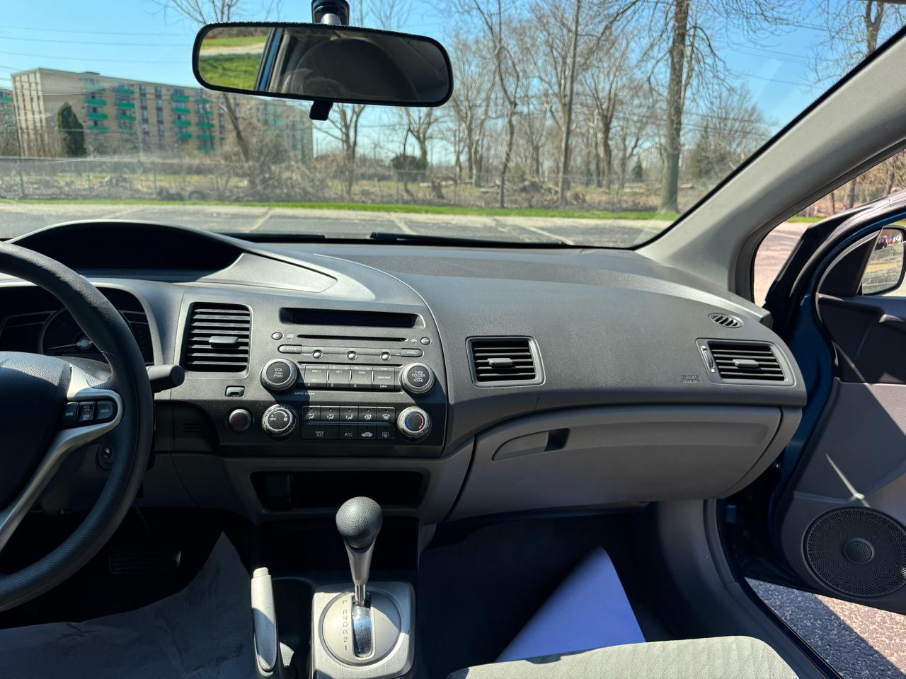 Honda Civic LX Coupe 5-Speed AT 2010