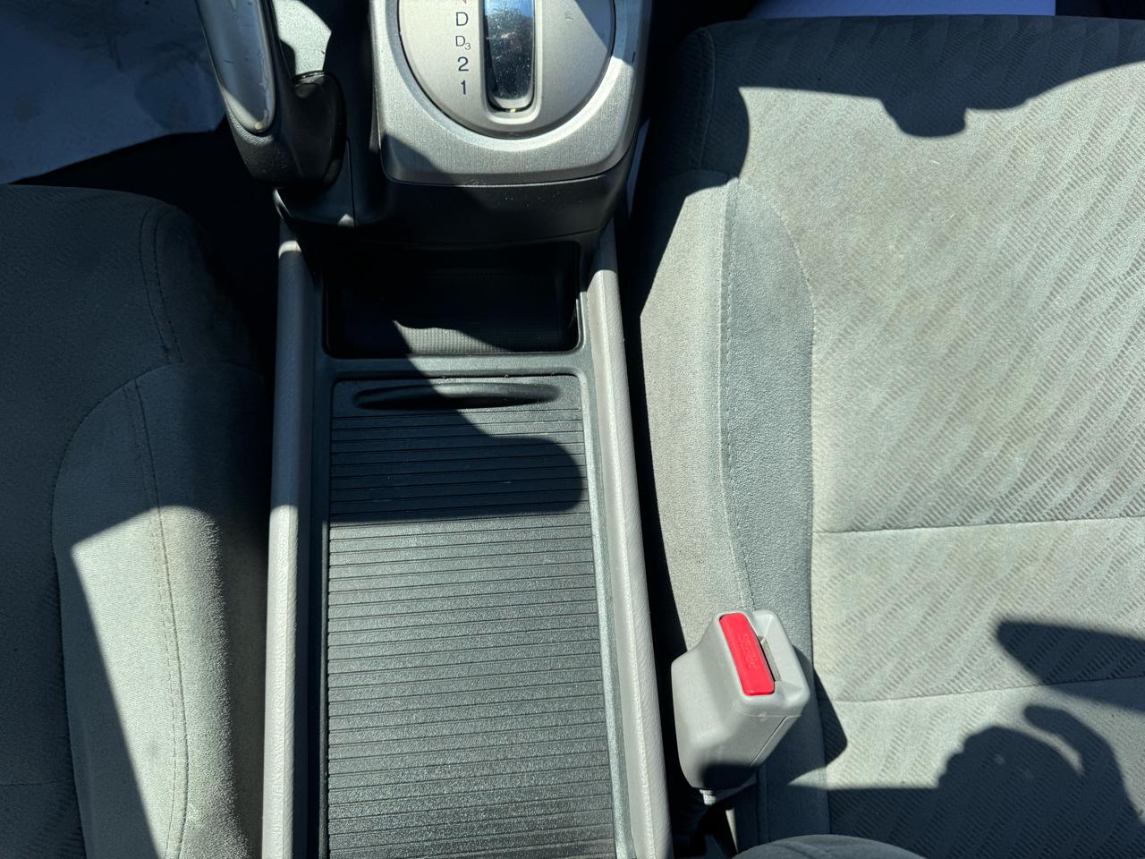 Honda Civic LX Coupe 5-Speed AT 2010