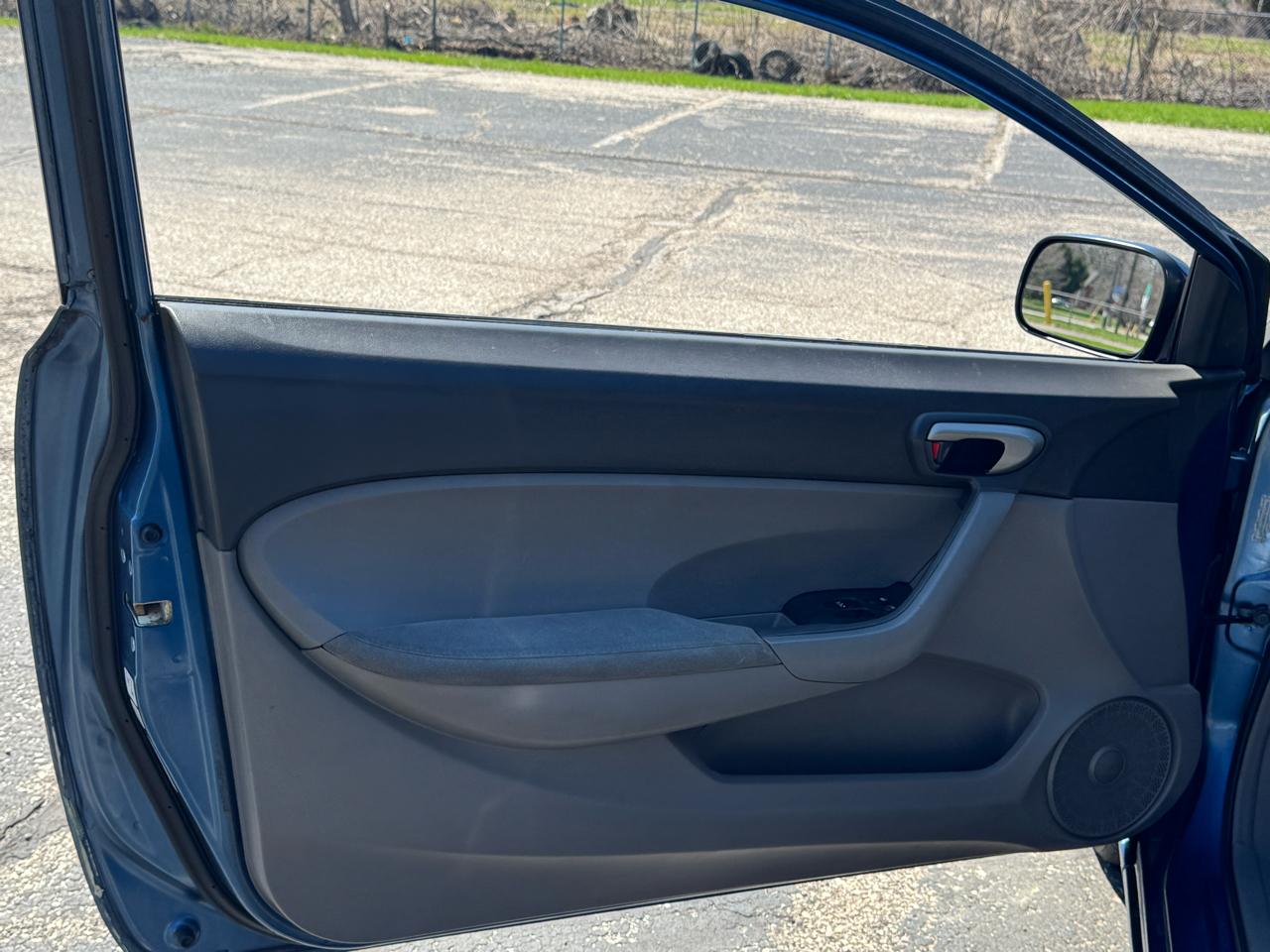 Honda Civic LX Coupe 5-Speed AT 2010