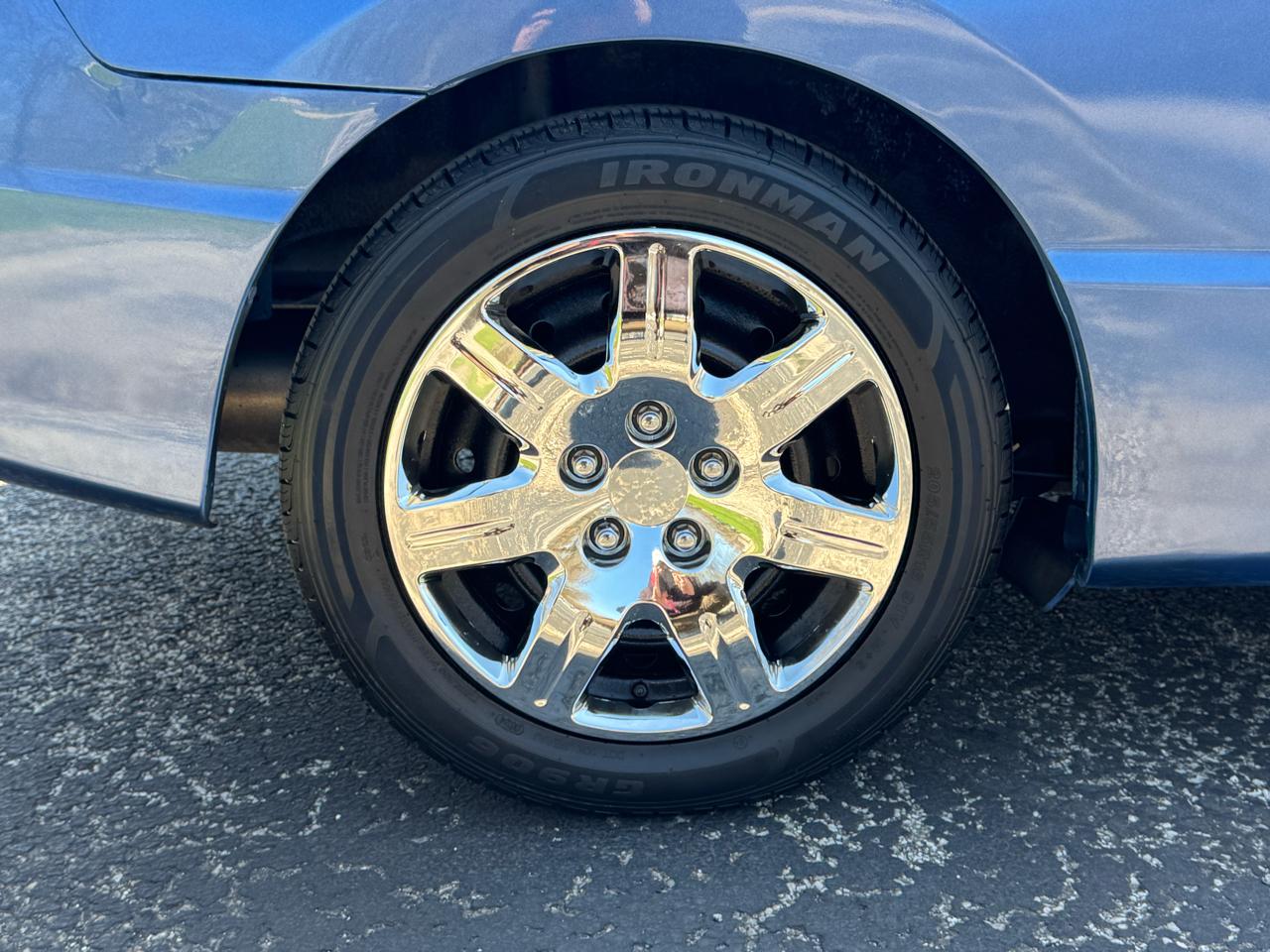 Honda Civic LX Coupe 5-Speed AT 2010