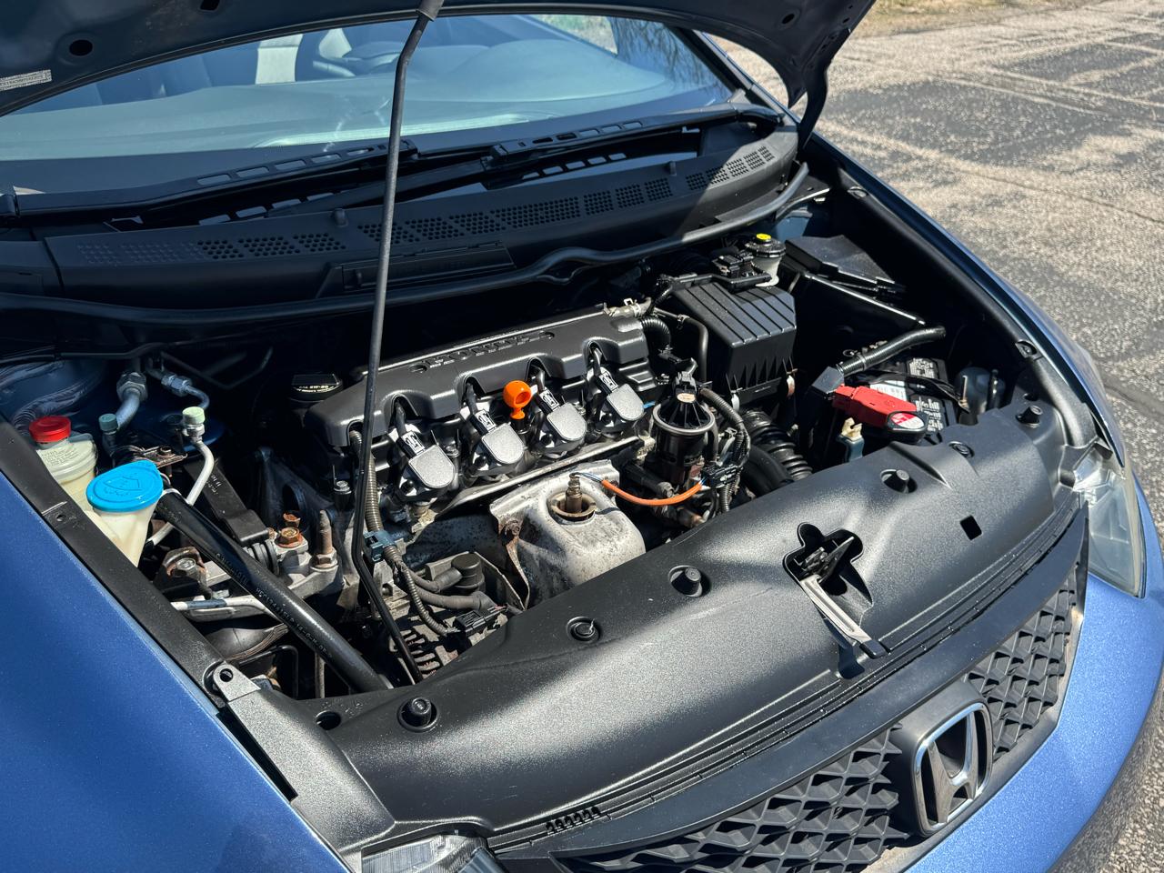 Honda Civic LX Coupe 5-Speed AT 2010