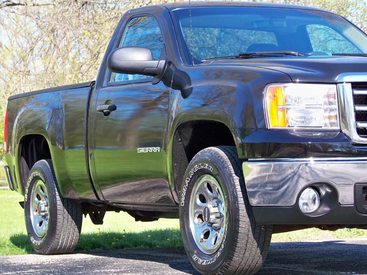 GMC Sierra 1500 Work Truck Long Box 4WD 2012