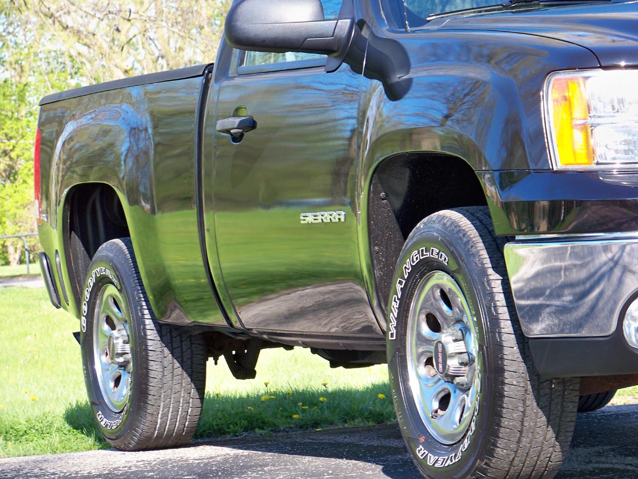 GMC Sierra 1500 Work Truck Long Box 4WD 2012
