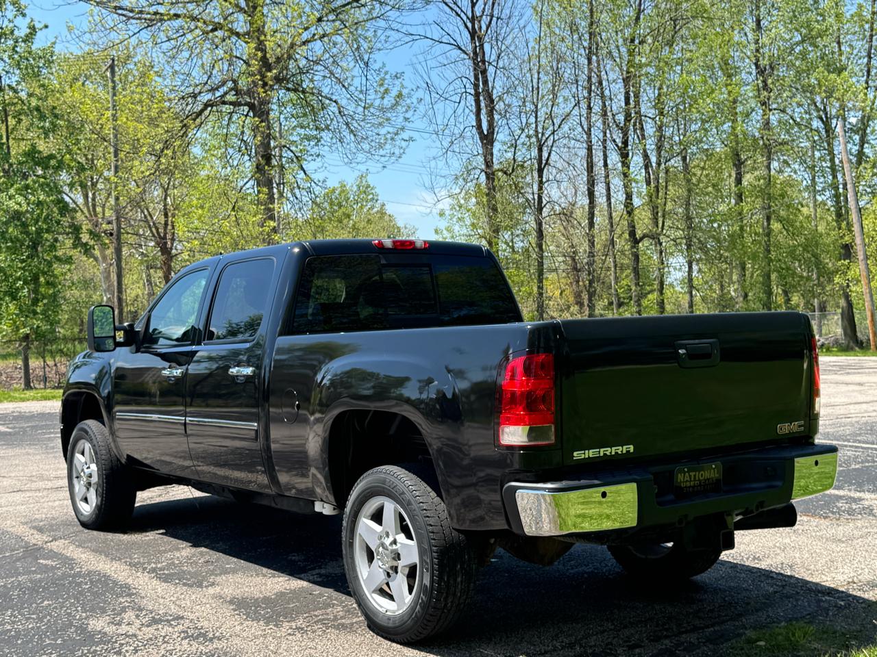 GMC Sierra 2500HD Denali Crew Cab 4WD 2011