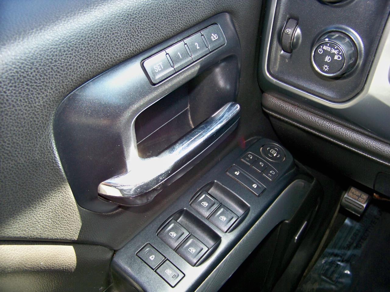 Chevrolet Silverado 1500 LTZ Crew Cab 4WD 2014