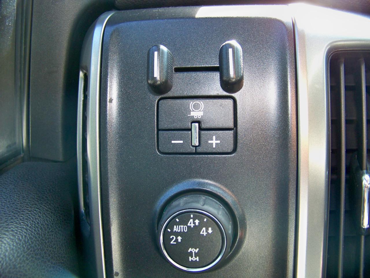 Chevrolet Silverado 1500 LTZ Crew Cab 4WD 2014