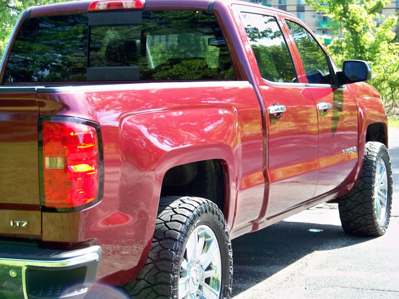Chevrolet Silverado 1500 LTZ Crew Cab 4WD 2014